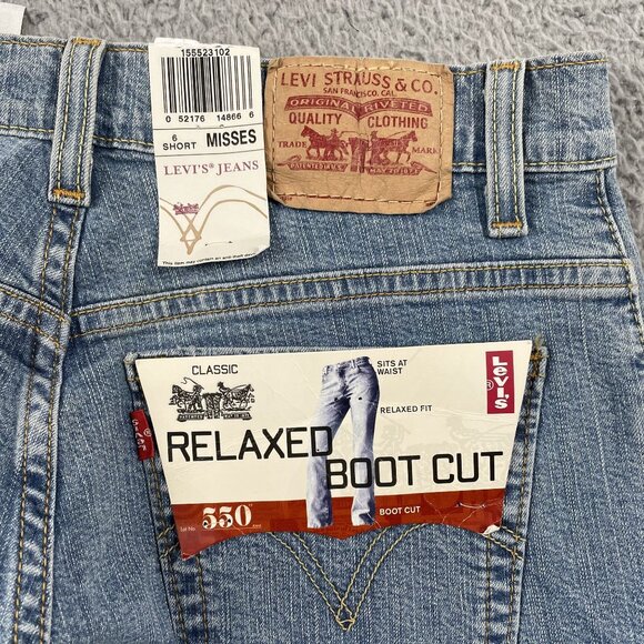 NWT Y2K Levis 550 Jeans Womens 6 Relaxed Bootcut Stretch Denim - Picture 3 of 9